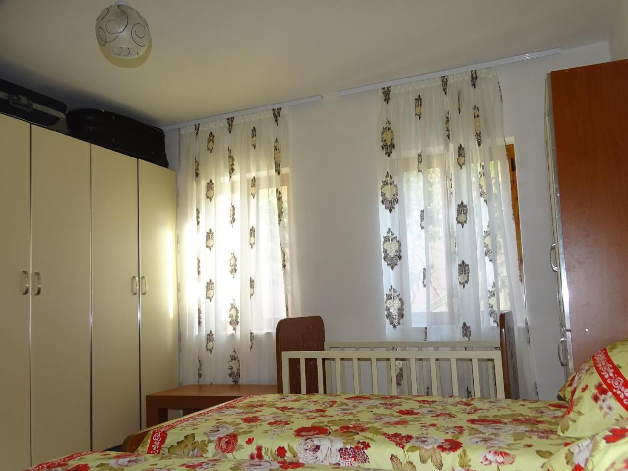 Guesthouse Hlias Gloria 培拉特 外观 照片