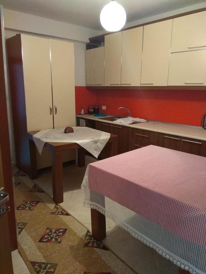 Guesthouse Hlias Gloria 培拉特 外观 照片